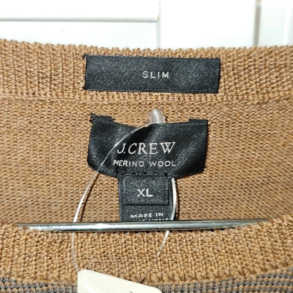 NWT J Crew Mens Brown Slim Fit Merino Wool Crewneck Sweater XL - HOLE‎